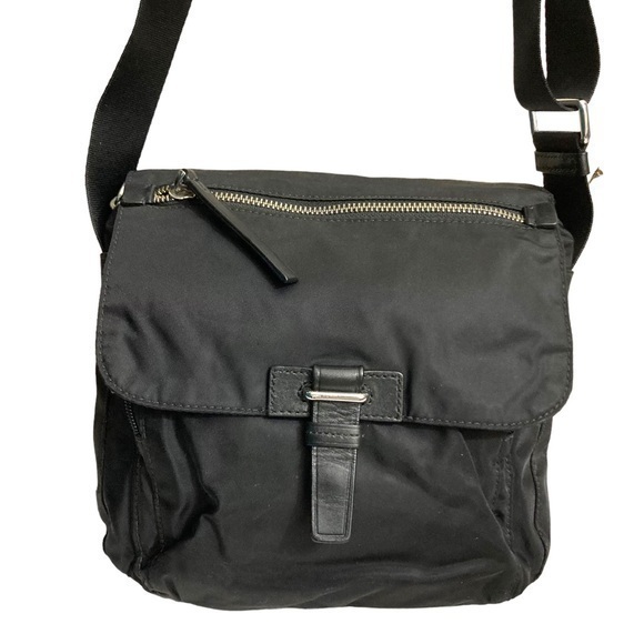 Tumi black nylon camera crossbody bag unisex - Picture 1 of 11